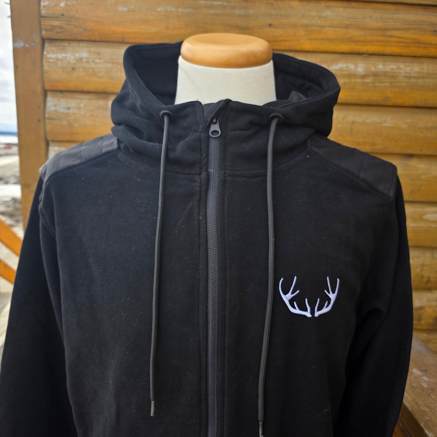 Black Natjuk zip hoodie